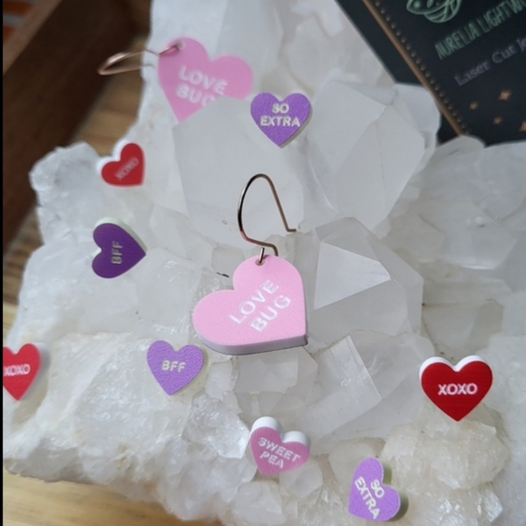 🩷 Conversation Heart Earrings ❤️ - Picture 9 of 9